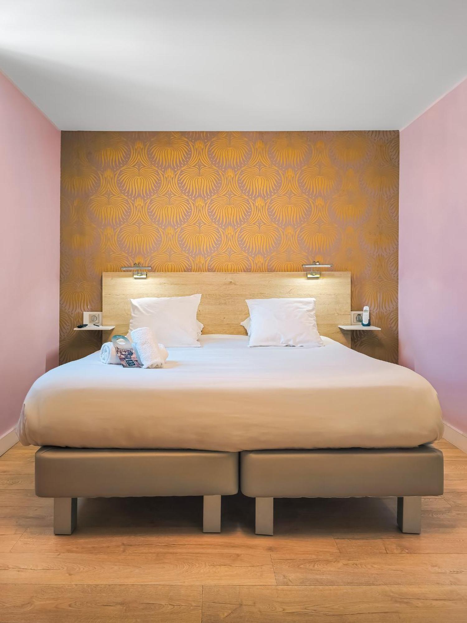 Grand Hotel Dauphine Toulon, Boutique Hotel & Suites Екстер'єр фото