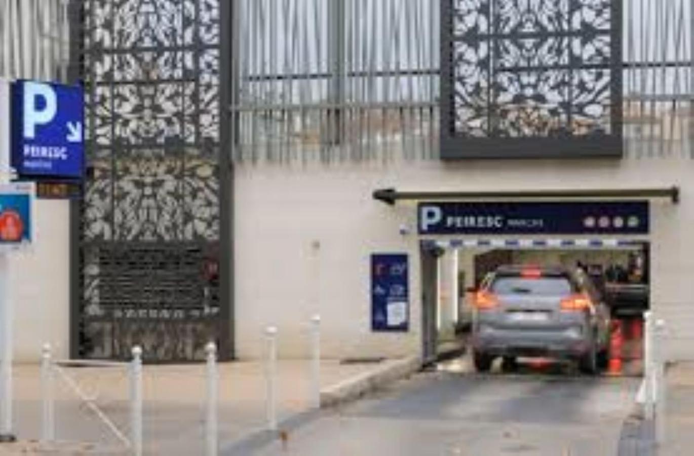 Grand Hotel Dauphine Toulon, Boutique Hotel & Suites Екстер'єр фото
